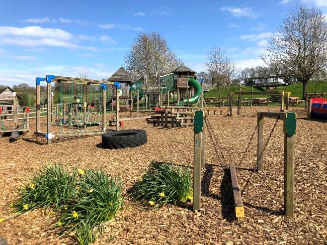 Playground activities for kids at Bocketts