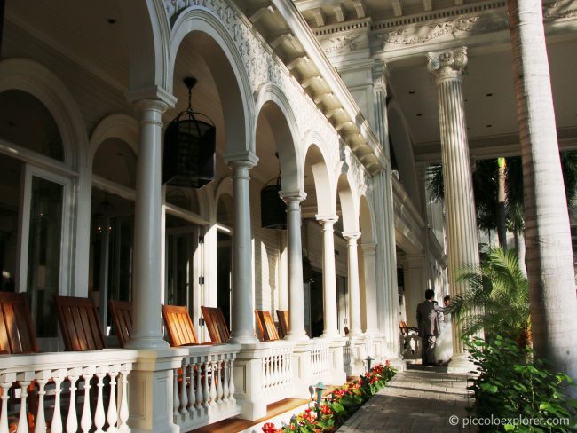 Moana Surfrider Oahu Review