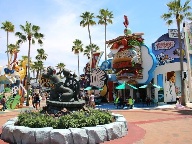 Universal Islands of Adventure with a preschooler