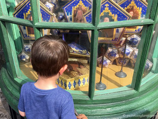 Casting a spell at Hogsmeade Village, The Wizarding World of Harry Potter