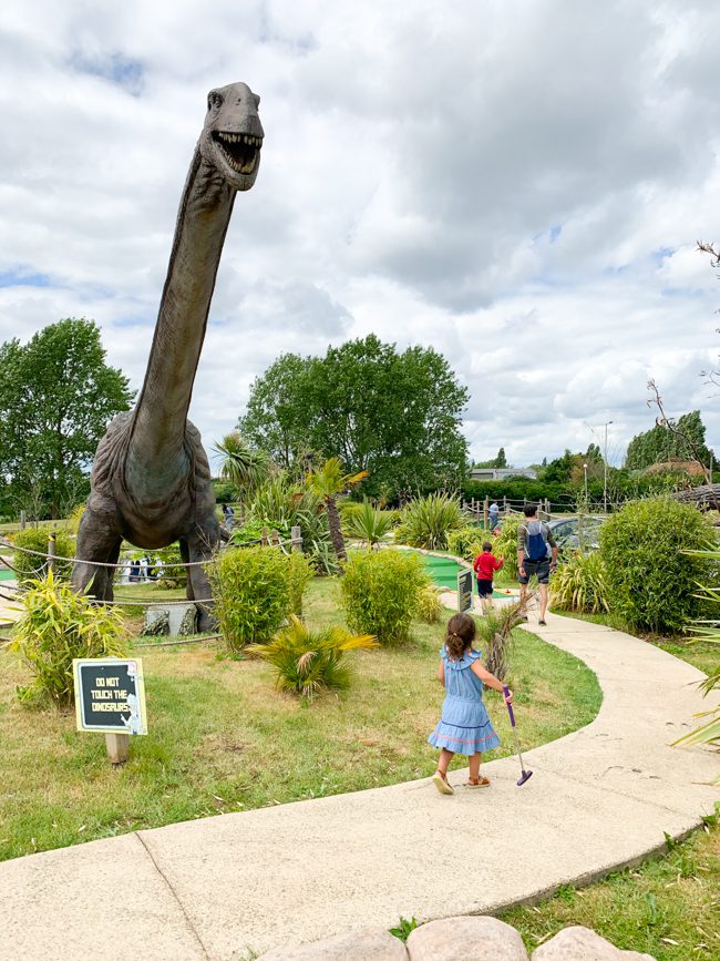 Dinosaur Escape Adventure Golf Northolt