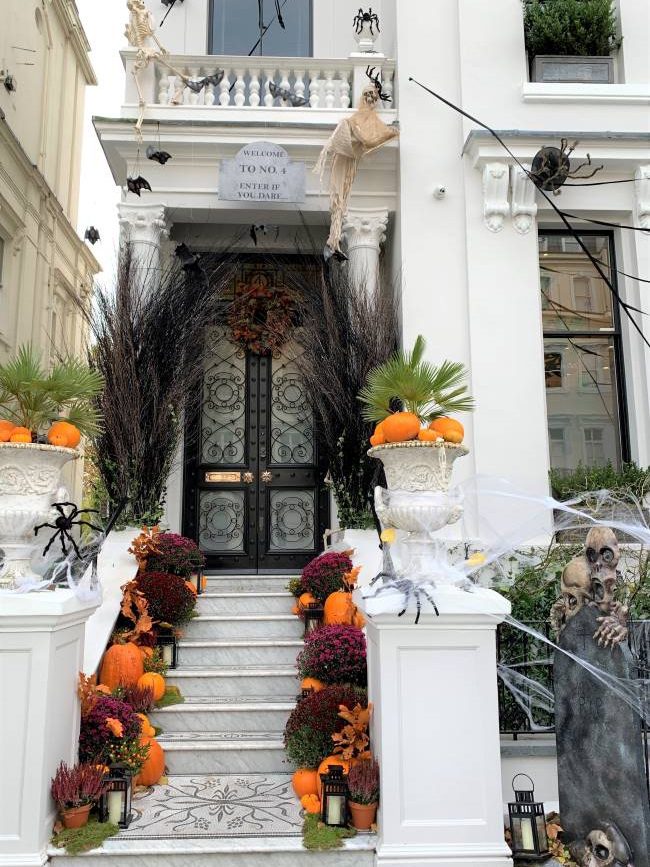 Notting Hill Halloween decorations