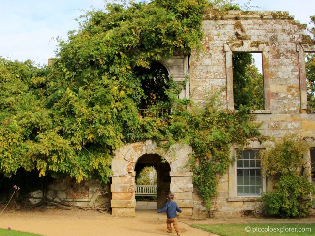 Autumn day trip to Scotney Castle