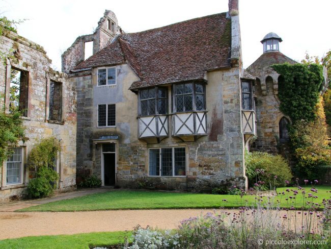 Autumn day trip Scotney Castle