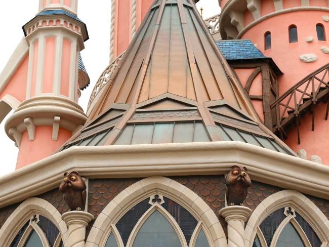 Disneyland Paris Castle Details