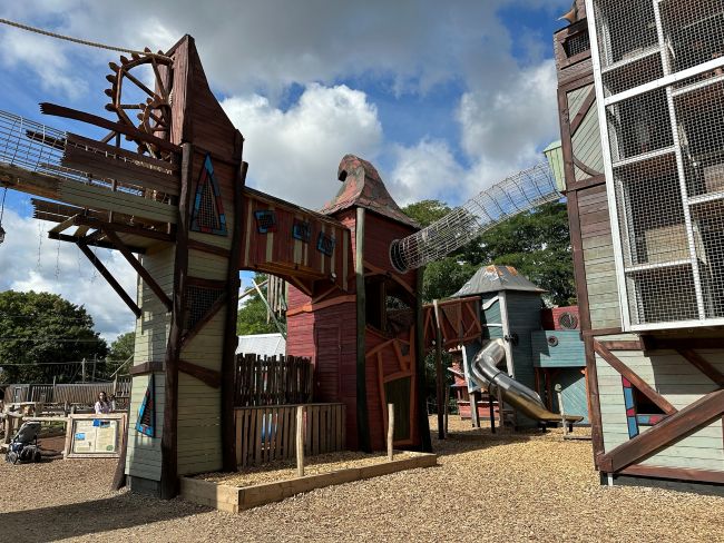 Hobbledown Heath London with Kids
