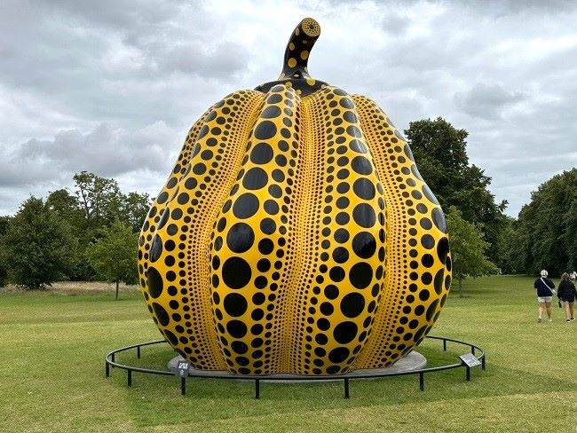 Yayoi Kusama Pumpkin London